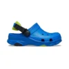 Blaue Sandalen mit flachem Absatz