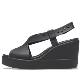 Brooklyn Cozy rutschfeste schwarze Sportsandalen