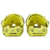 Crocs x MCM Clogs mit Camouflage-Print «Neon Yellow»