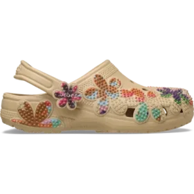 Klassischer Sommer-Clog mit Perlen