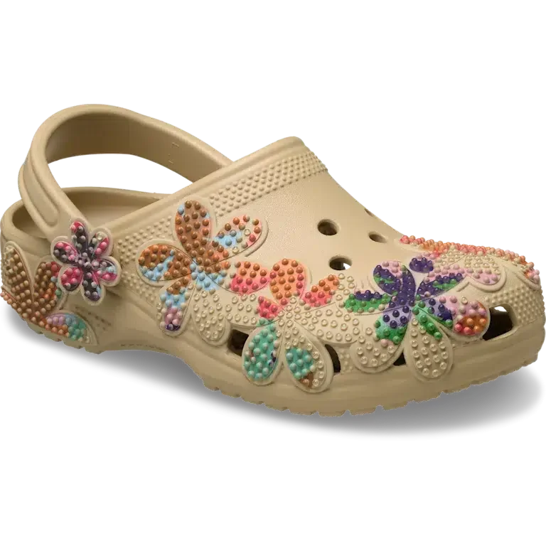 Klassischer Sommer-Clog mit Perlen Klassischer Sommer-Clog mit Perlen