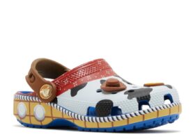Toy Story x Classic Clog Kleinkinder «Woody»